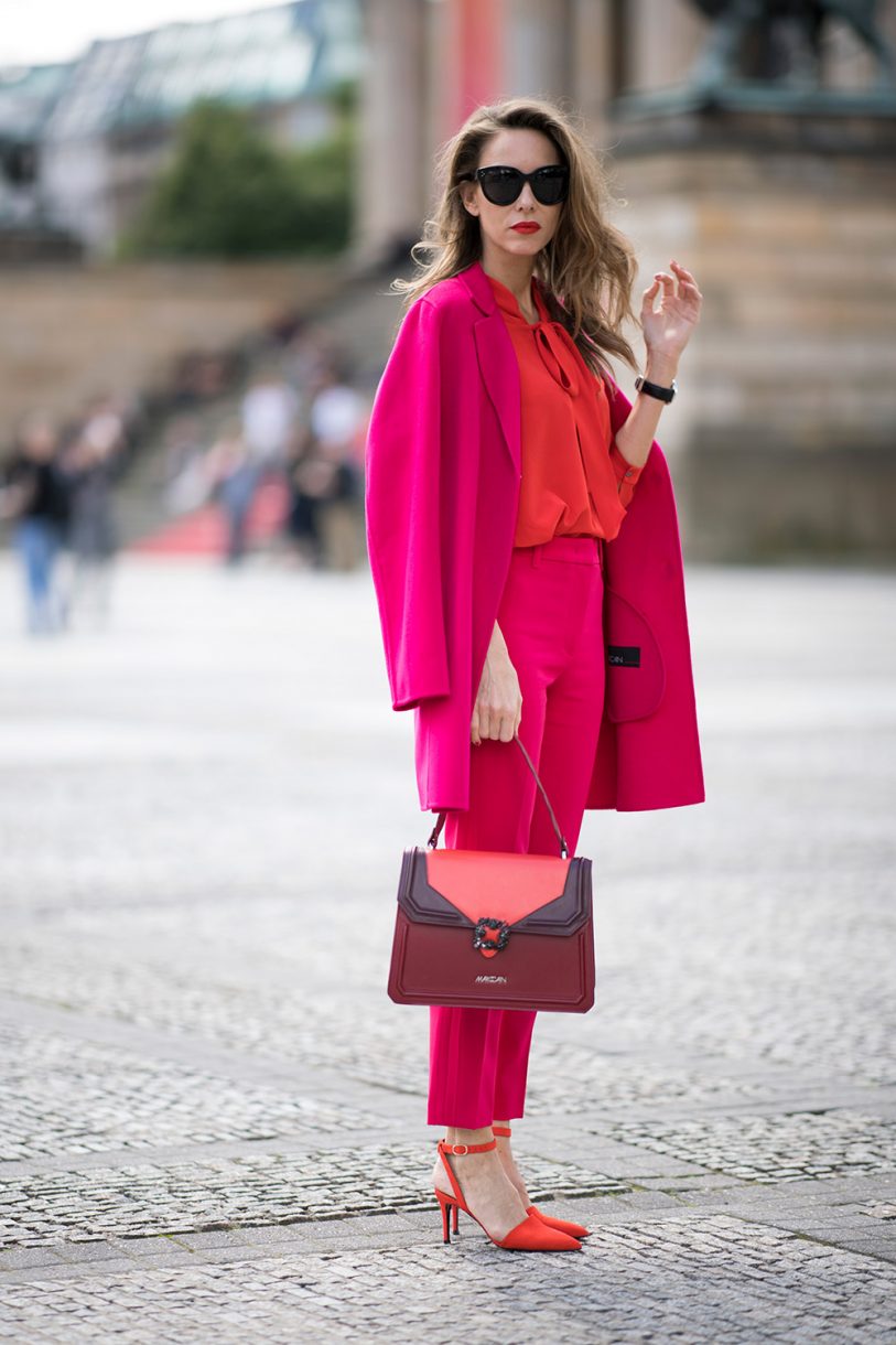 Q2TextilVertreib, Clothing importer, Apparel importer, Garments importer, Fashion importer, fashion wear importer.